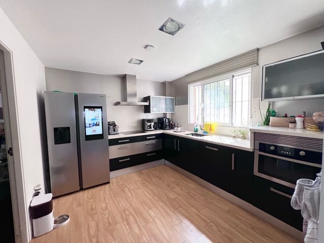 4 sypialnia Willa na sprzedaż w Ciudad Quesada, Rojales z basenem - 589 950 € (Ref: 8921813)