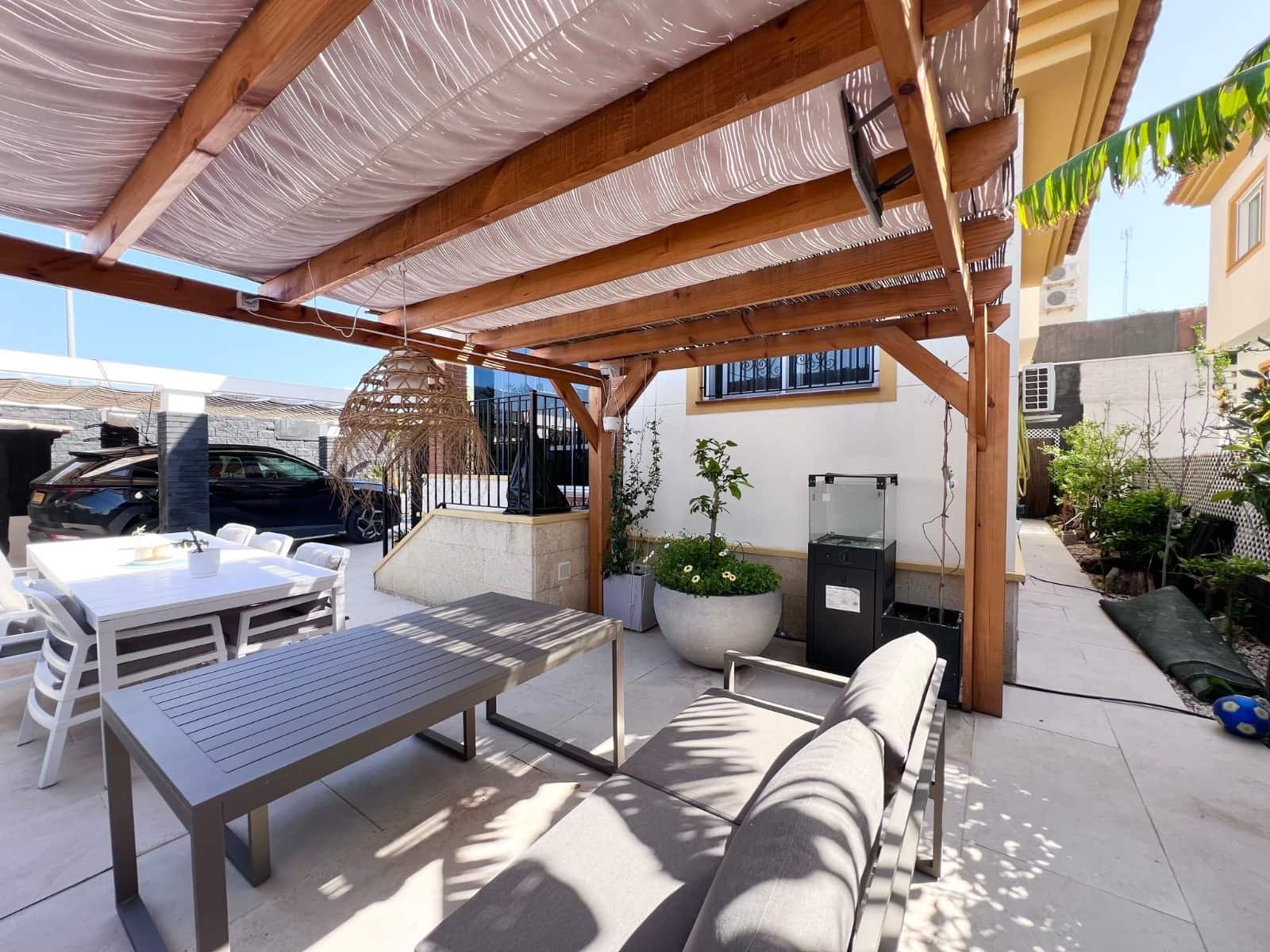 4 sypialnia Willa na sprzedaż w Ciudad Quesada z basenem - 589 950 € (Ref: 8921813)