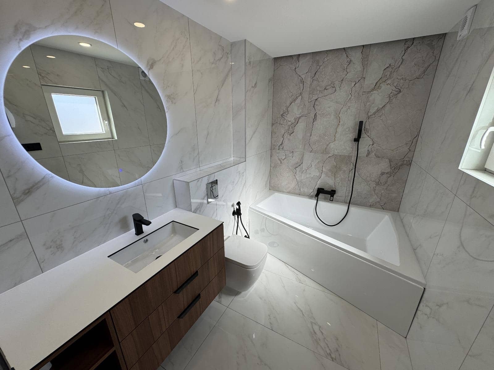 Chalet de 4 habitaciones en Ciudad Quesada en venta con piscina - 580.000 € (Ref: 8924599)