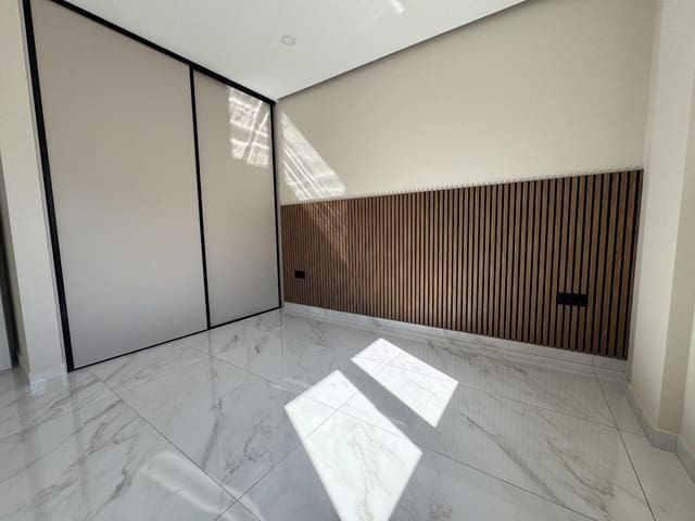 Chalet de 4 habitaciones en Ciudad Quesada, Rojales en venta con piscina - 580.000 € (Ref: 8924599)