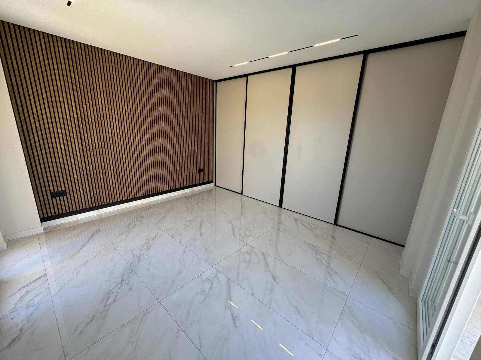 Chalet de 4 habitaciones en Ciudad Quesada en venta con piscina - 580.000 € (Ref: 8924599)