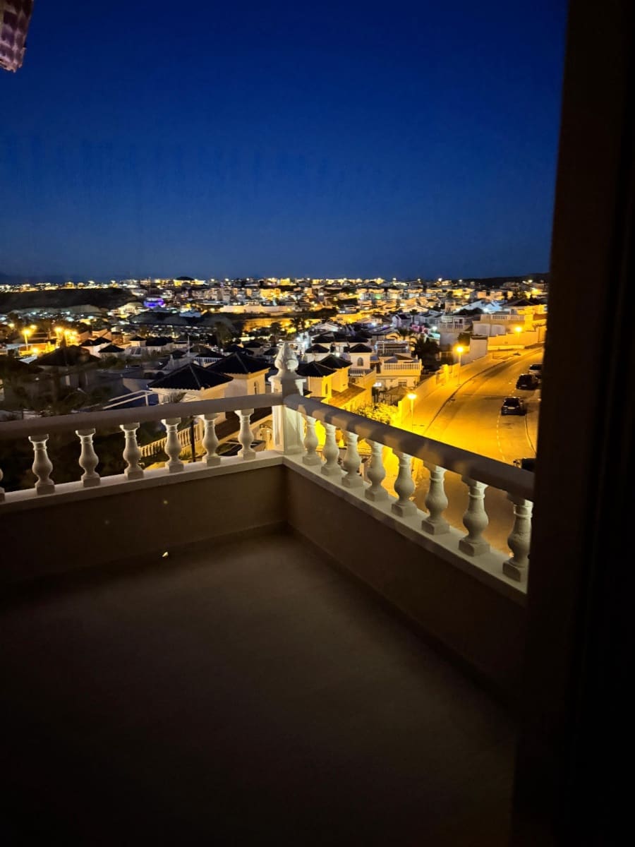 Chalet de 4 habitaciones en Ciudad Quesada en venta con piscina - 580.000 € (Ref: 8924599)