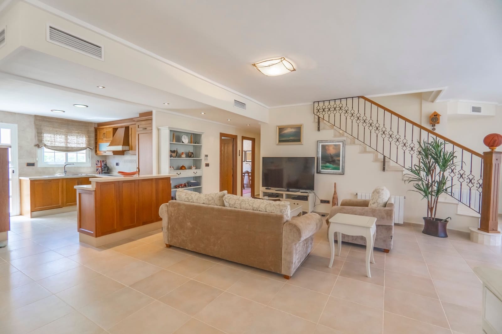 Chalet de 3 habitaciones en Ciudad Quesada en venta con piscina garaje - 749.000 € (Ref: 8928021)