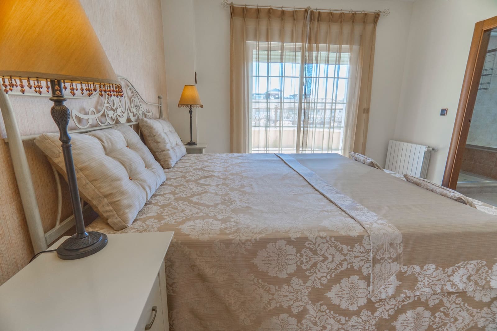 Chalet de 3 habitaciones en Ciudad Quesada en venta con piscina garaje - 749.000 € (Ref: 8928021)