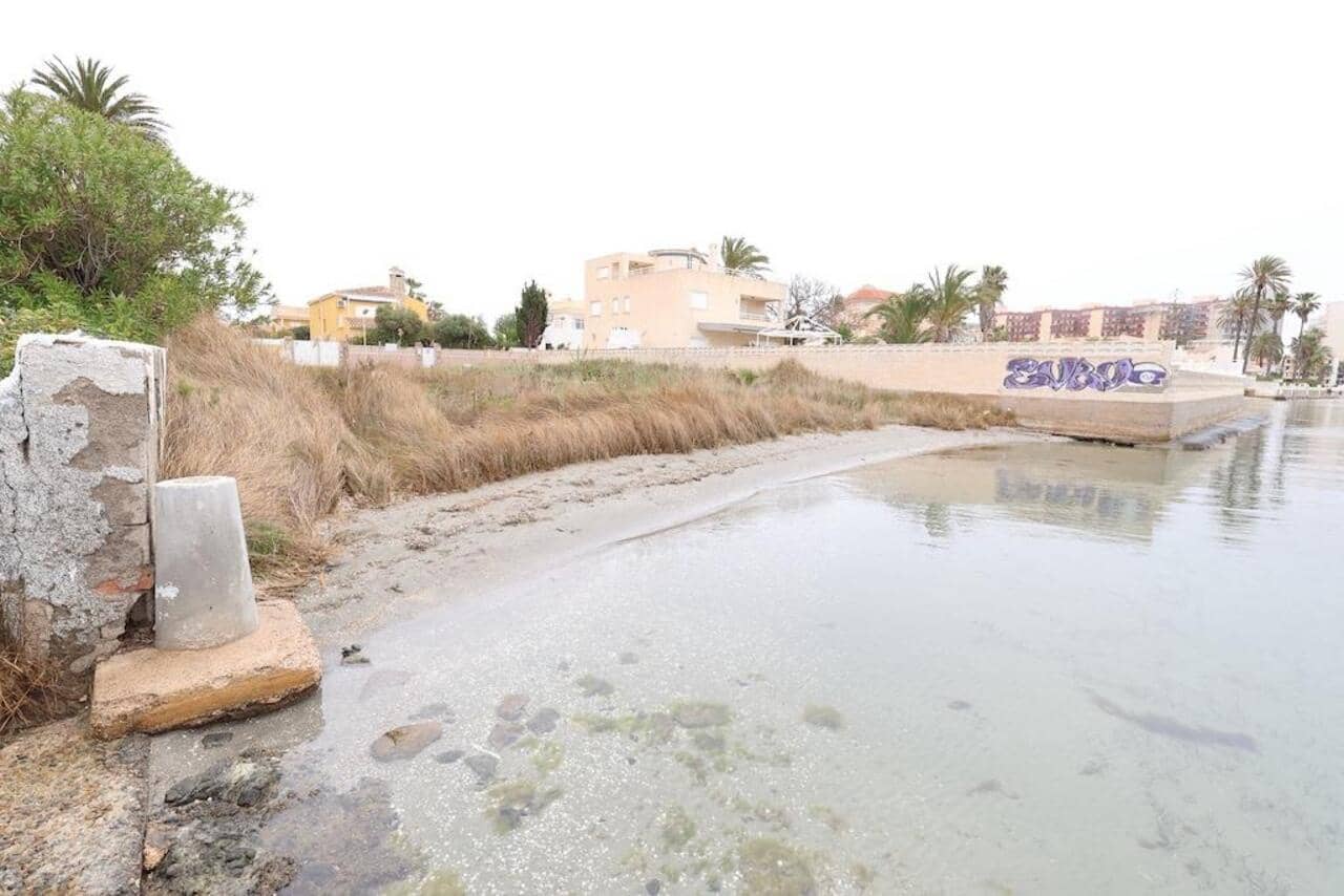 Byggetomt til salgs i La Manga del Mar Menor - € 499 000 (Ref: 8936013)