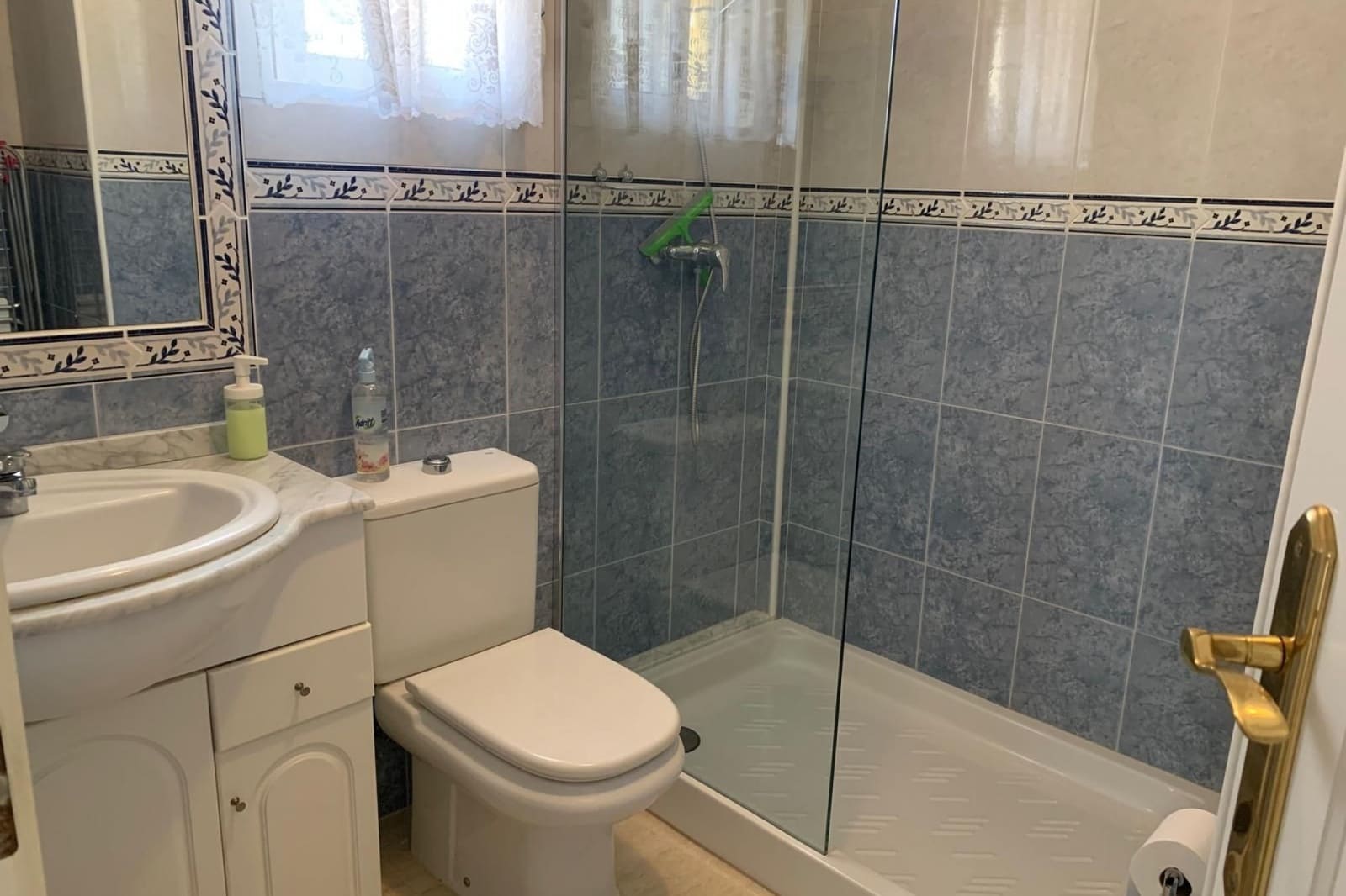 Chalet de 3 habitaciones en Guardamar del Segura en venta con piscina garaje - 269.000 € (Ref: 8938039)