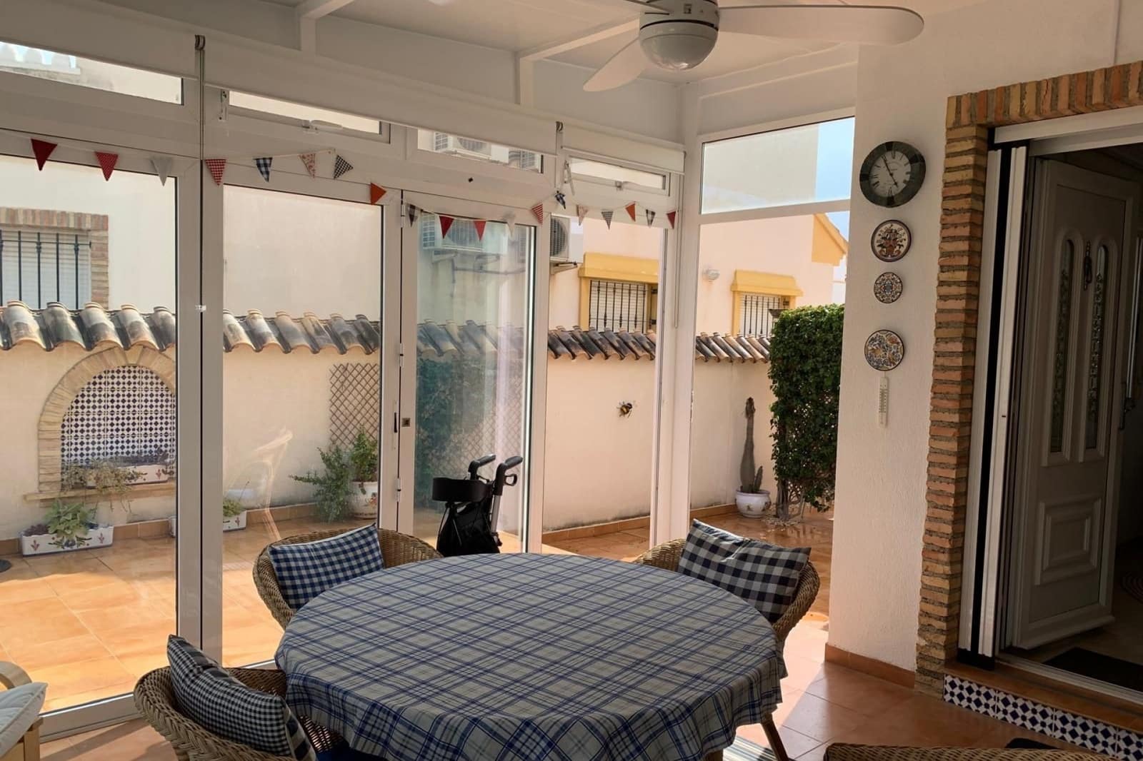 Chalet de 3 habitaciones en Guardamar del Segura en venta con piscina garaje - 269.000 € (Ref: 8938039)