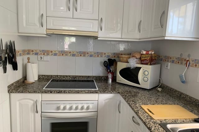 Chalet de 3 habitaciones en Guardamar del Segura en venta con piscina garaje - 269.000 € (Ref: 8938039)