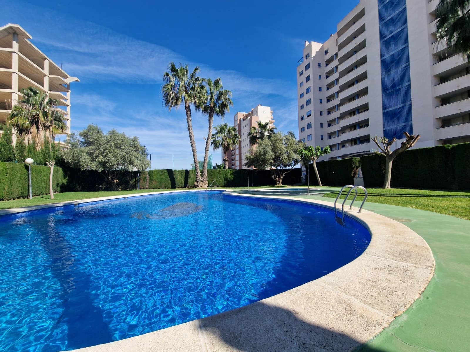 2 bedroom Apartment for sale in Guardamar del Segura with pool - € 155,000 (Ref: 8941787)