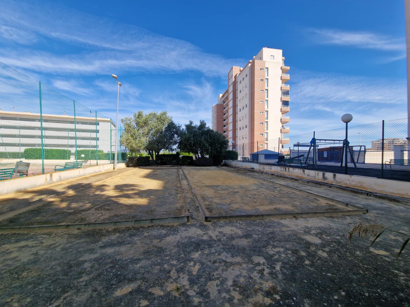 2 bedroom Apartment for sale in Guardamar del Segura with pool - € 155,000 (Ref: 8941787)