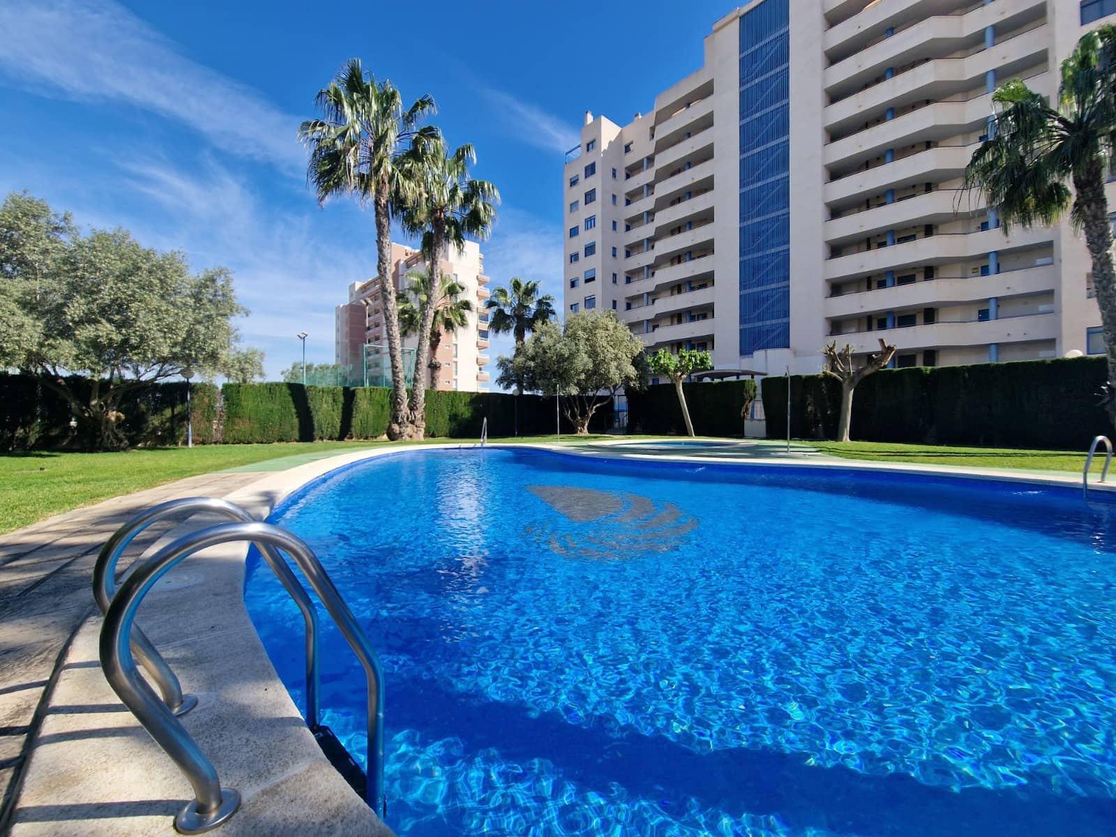 2 bedroom Apartment for sale in Guardamar del Segura with pool - € 155,000 (Ref: 8941787)