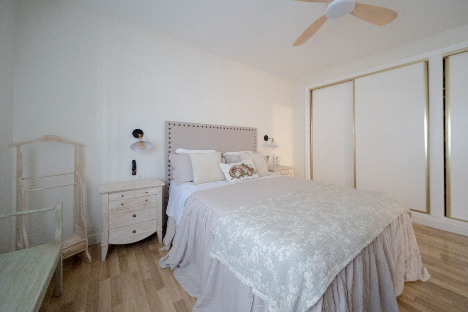 4 bedroom Villa for sale in Torrevieja with pool garage - € 490,000 (Ref: 8941791)