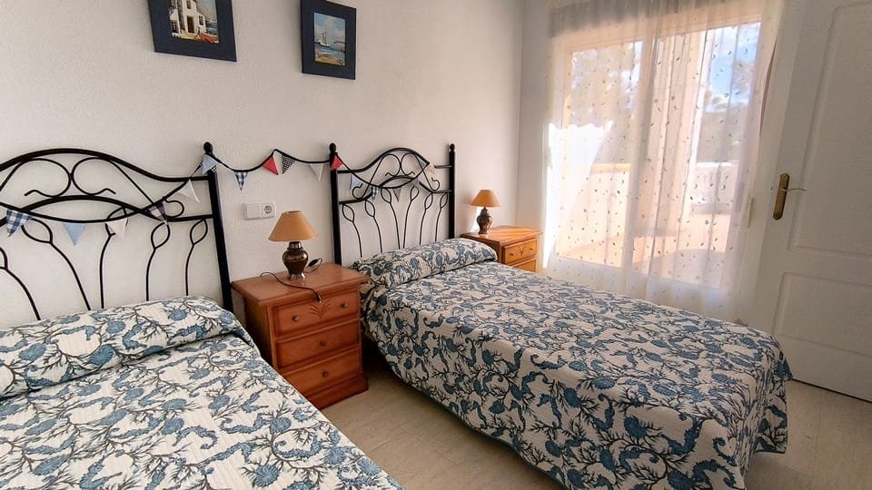 3 soveværelse Villa til salg i Guardamar del Segura med swimmingpool - € 269.000 (Ref: 8945488)