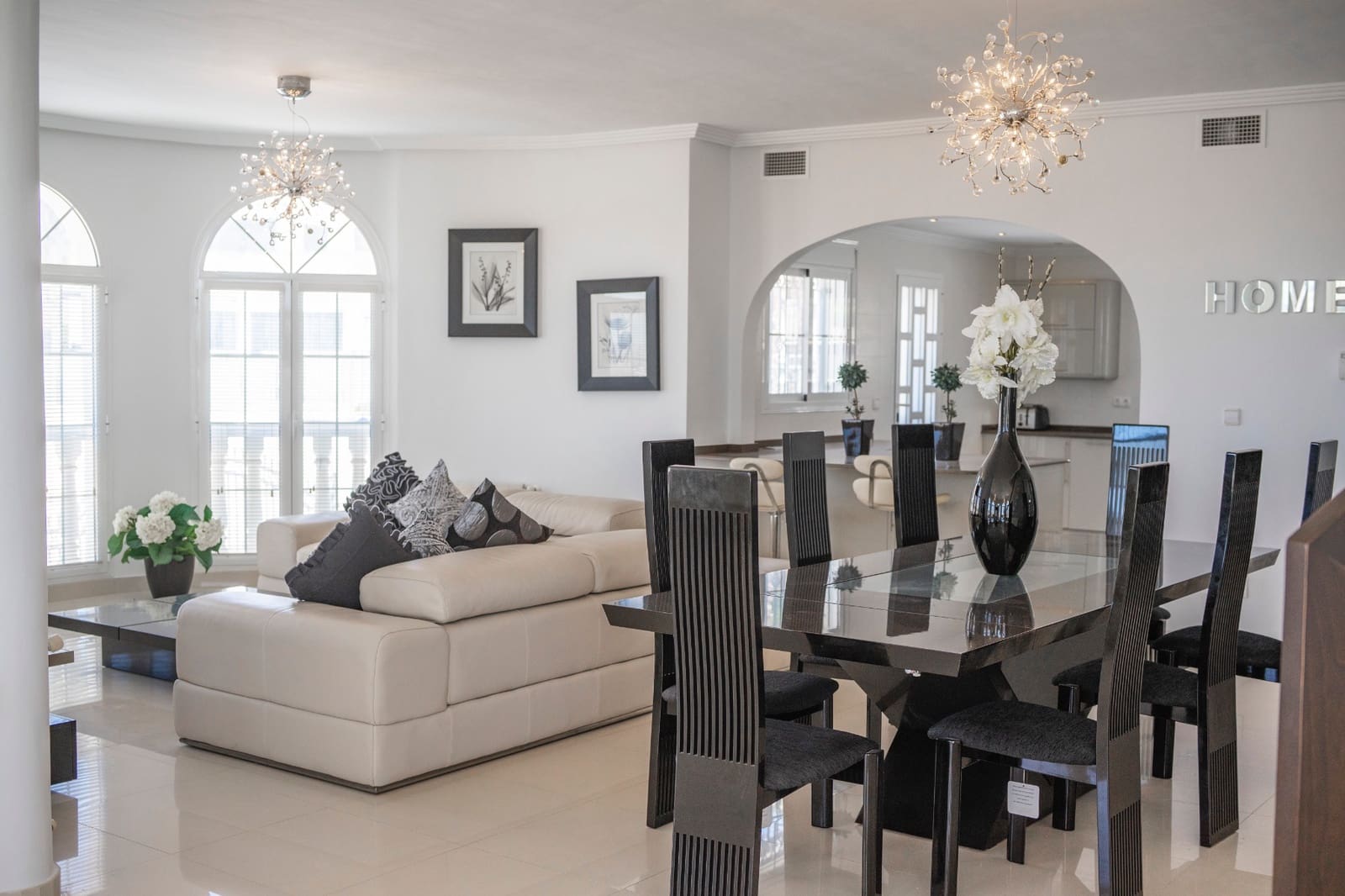 6 bedroom Villa for sale in Ciudad Quesada with pool - € 1,100,000 (Ref: 8957940)