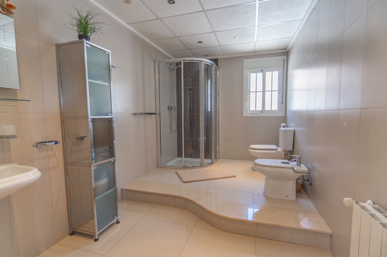 6 bedroom Villa for sale in Ciudad Quesada with pool - € 1,100,000 (Ref: 8957940)