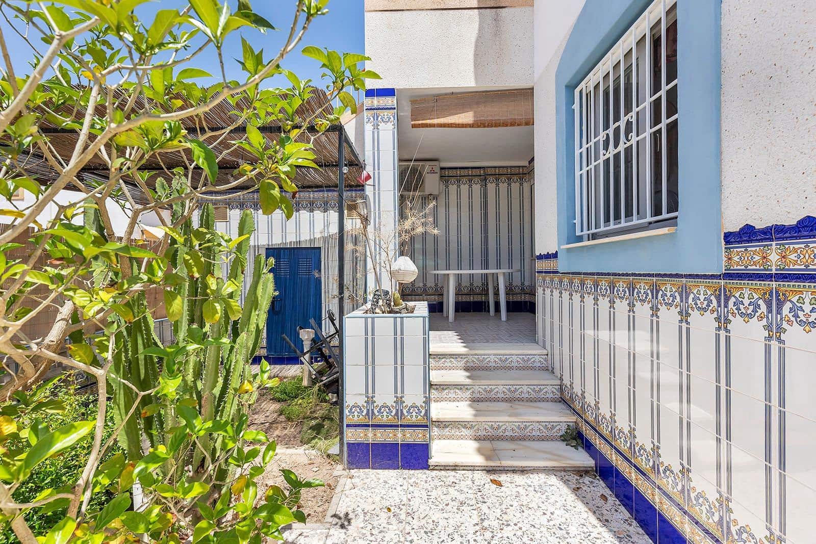 2 soverom Bungalow til salgs i Torrevieja med svømmebasseng - € 164 300 (Ref: 8958147)