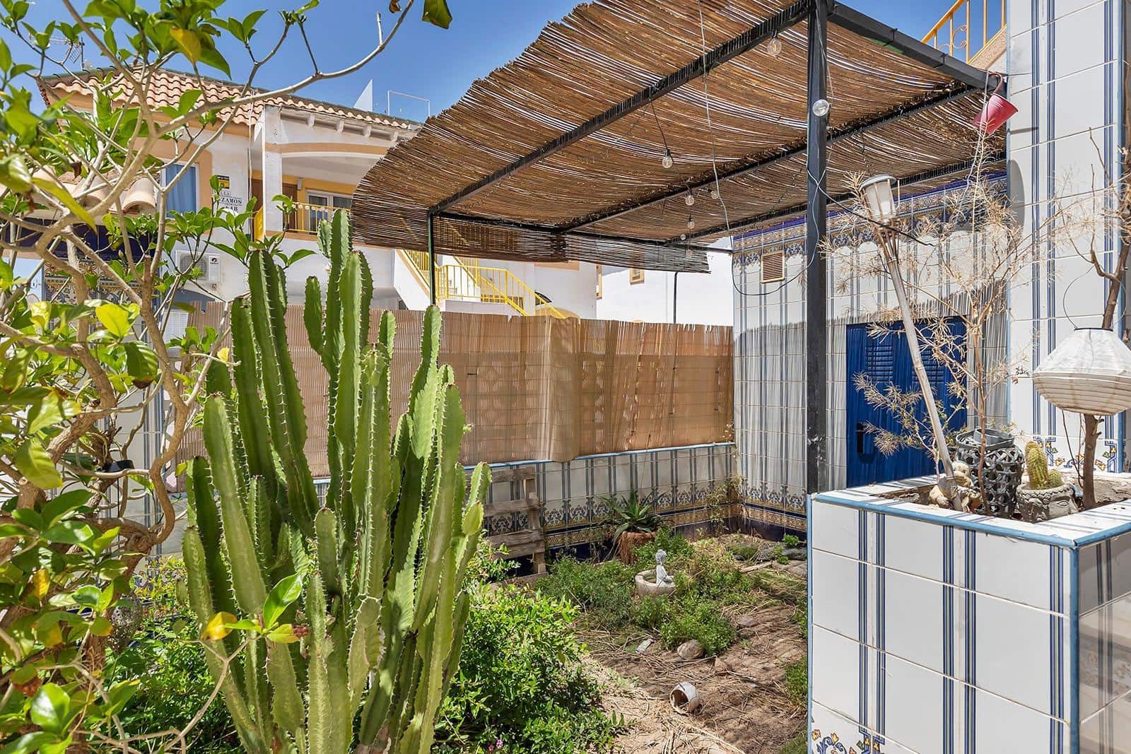 2 soverom Bungalow til salgs i Torrevieja med svømmebasseng - € 164 300 (Ref: 8958147)