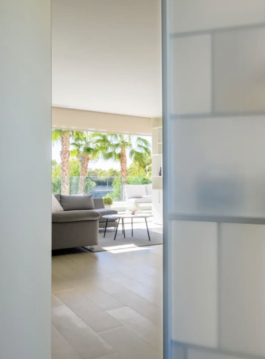 3 Zimmer Apartment zu verkaufen in San Miguel de Salinas mit Pool - 449.000 € (Ref: 8970925)