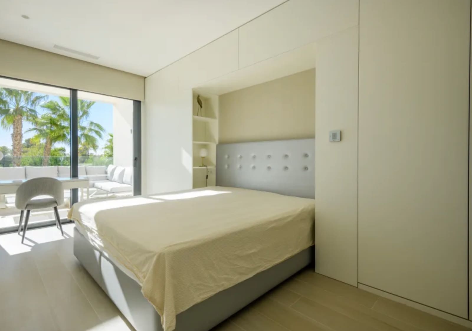 3 Zimmer Apartment zu verkaufen in San Miguel de Salinas mit Pool - 449.000 € (Ref: 8970925)