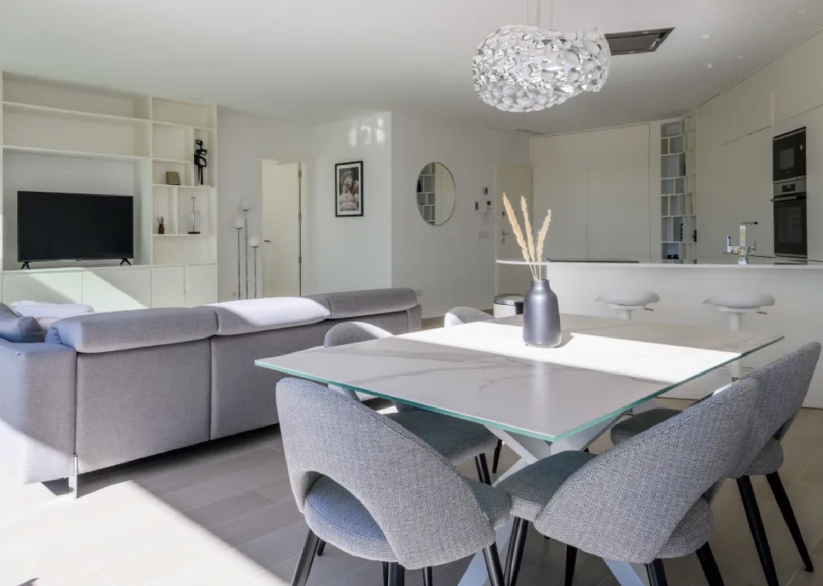 3 Zimmer Apartment zu verkaufen in San Miguel de Salinas mit Pool - 449.000 € (Ref: 8970925)