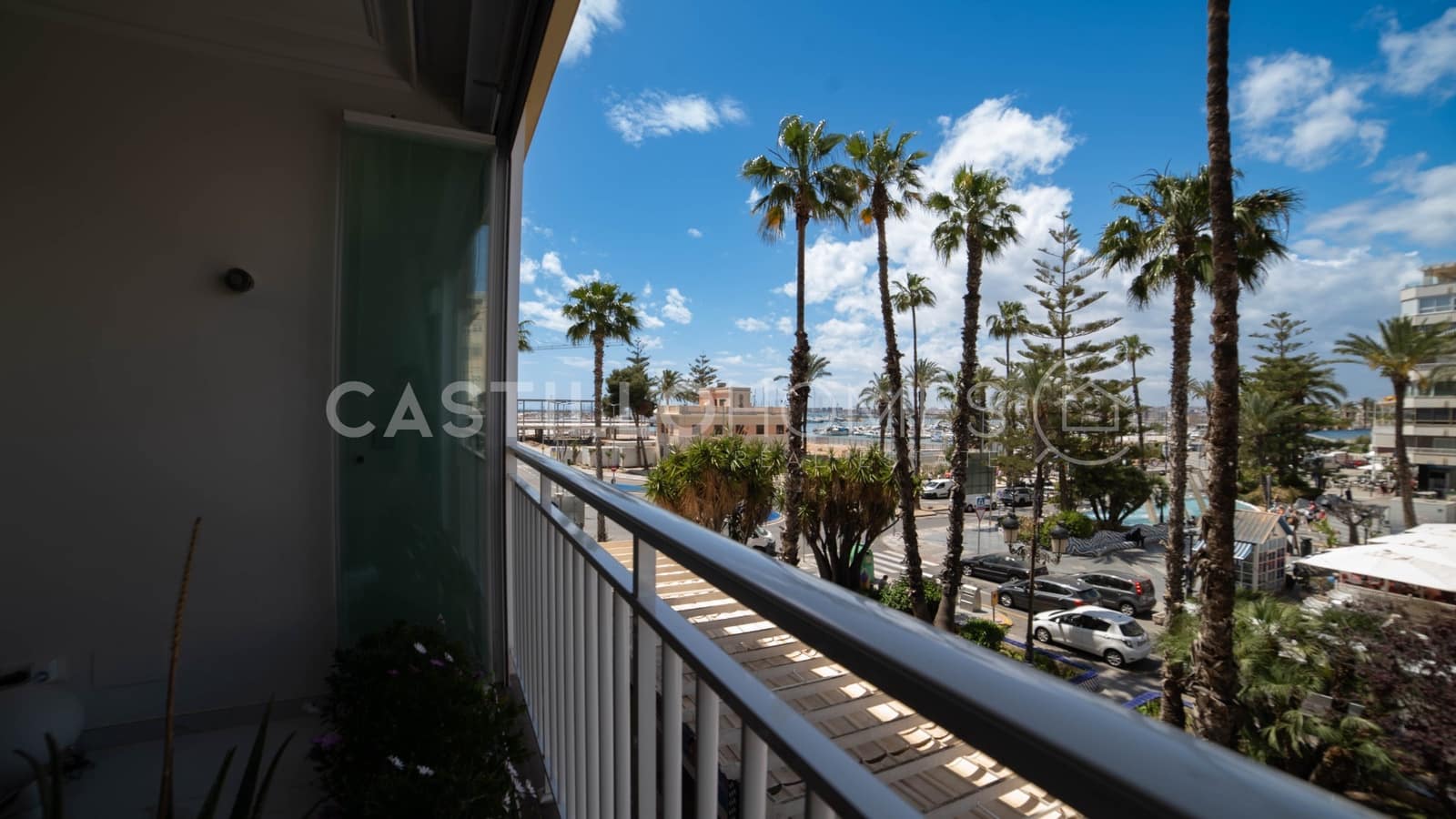 2 makuuhuone Huoneisto myytävänä paikassa Torrevieja - 410 000 € (Ref: 8973208)