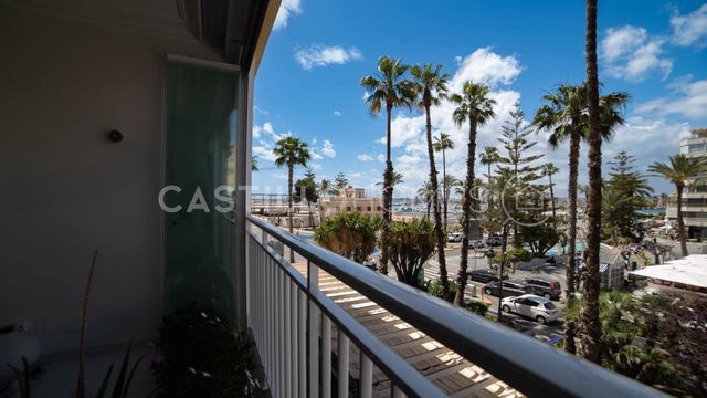 2 makuuhuone Huoneisto myytävänä paikassa Centro - Muelle Pesquero, Torrevieja - 410 000 € (Ref: 8973208)