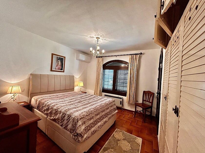 Chalet de 3 habitaciones en Orihuela Costa en venta con piscina - 350.000 € (Ref: 8981628)