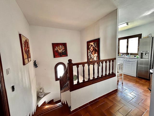 Chalet de 3 habitaciones en Orihuela Costa, Orihuela en venta con piscina - 350.000 € (Ref: 8981628)