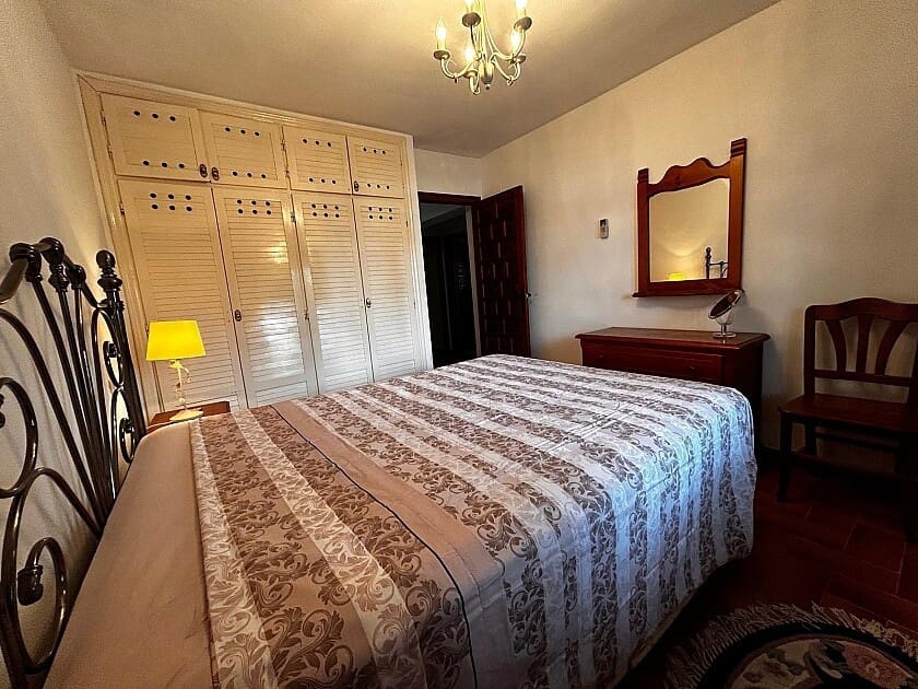 Chalet de 3 habitaciones en Orihuela Costa en venta con piscina - 350.000 € (Ref: 8981628)