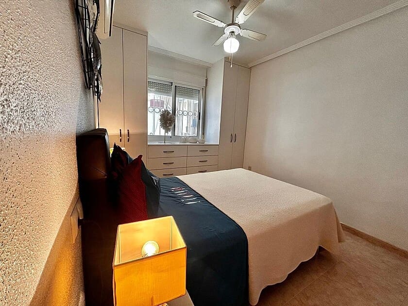 2 quarto Moradia para venda em Torrevieja com piscina garagem - 245 000 € (Ref: 8981629)