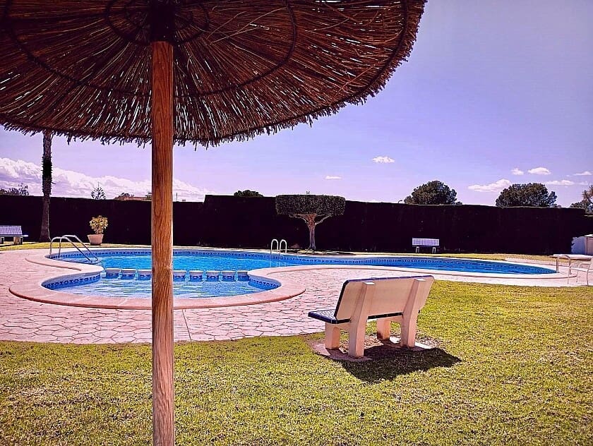 2 quarto Moradia para venda em Torrevieja com piscina garagem - 245 000 € (Ref: 8981629)