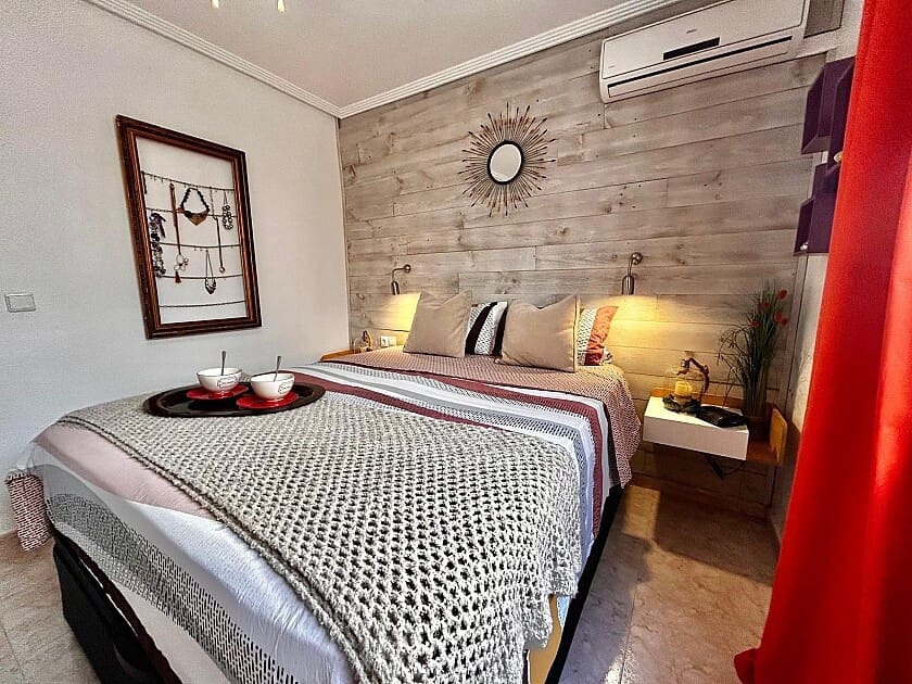 2 quarto Moradia para venda em Torrevieja com piscina garagem - 245 000 € (Ref: 8981629)