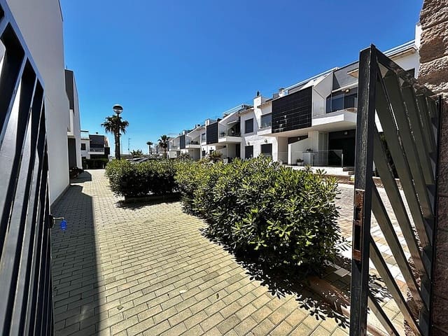 2 bedroom Bungalow for sale in Pilar de la Horadada with pool garage - € 229,900 (Ref: 8981630)