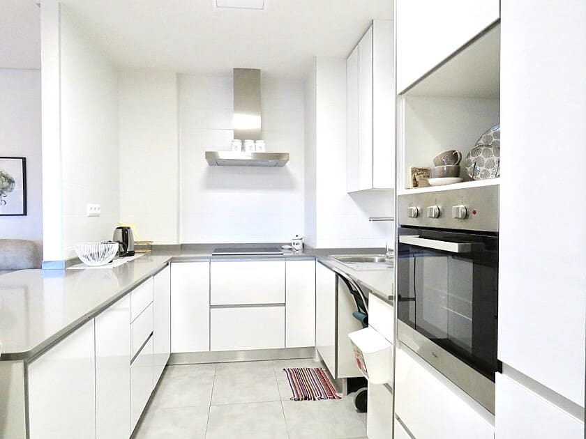 2 makuuhuone Huoneisto myytävänä paikassa Orihuela Costa mukana uima-altaan 
autotalli - 250 000 € (Ref: 8981631)