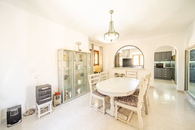 6 sypialnia Willa na sprzedaż w Orihuela Costa, Orihuela z basenem garażem - 450 000 € (Ref: 8982881)