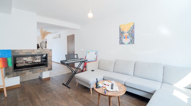 4 makuuhuone Huvila myytävänä paikassa Ciudad Quesada, Rojales mukana uima-altaan 
autotalli - 549 950 € (Ref: 8988768)