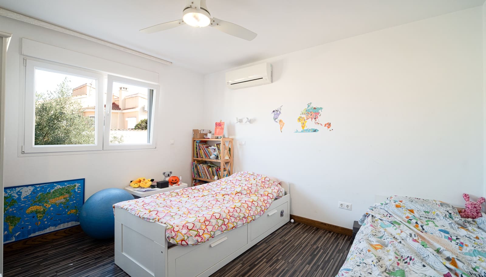 4 makuuhuone Huvila myytävänä paikassa Ciudad Quesada mukana uima-altaan 
autotalli - 549 950 € (Ref: 8988768)