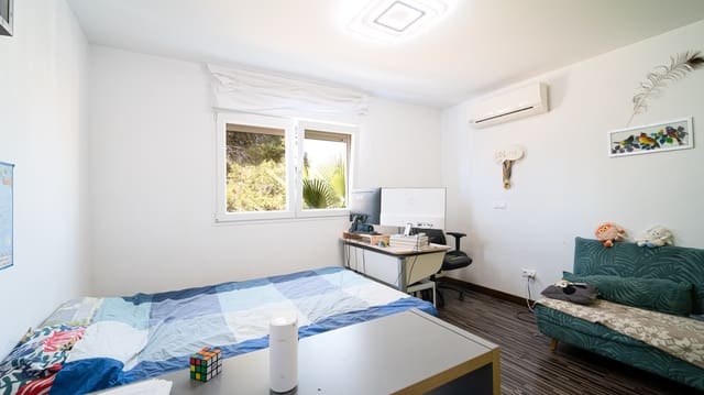 4 makuuhuone Huvila myytävänä paikassa Ciudad Quesada, Rojales mukana uima-altaan 
autotalli - 549 950 € (Ref: 8988768)