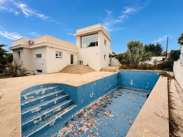 4 bedroom Villa for sale in Ciudad Quesada, Rojales with pool garage - € 549,950 (Ref: 8988768)