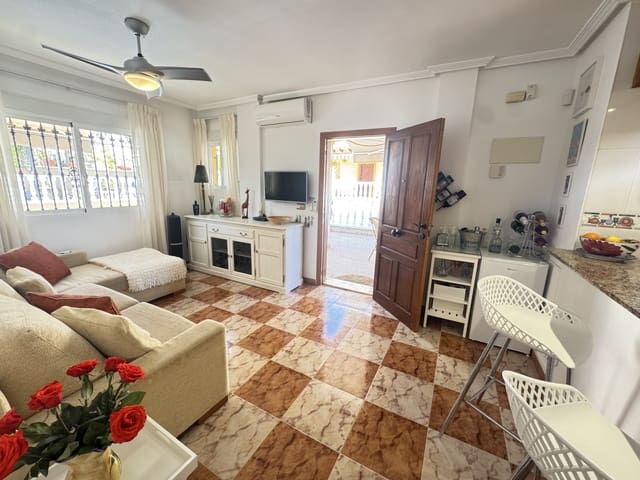 3 soverom Hus til salgs i Villamartin, Orihuela med svømmebasseng - € 245 995 (Ref: 9000748)