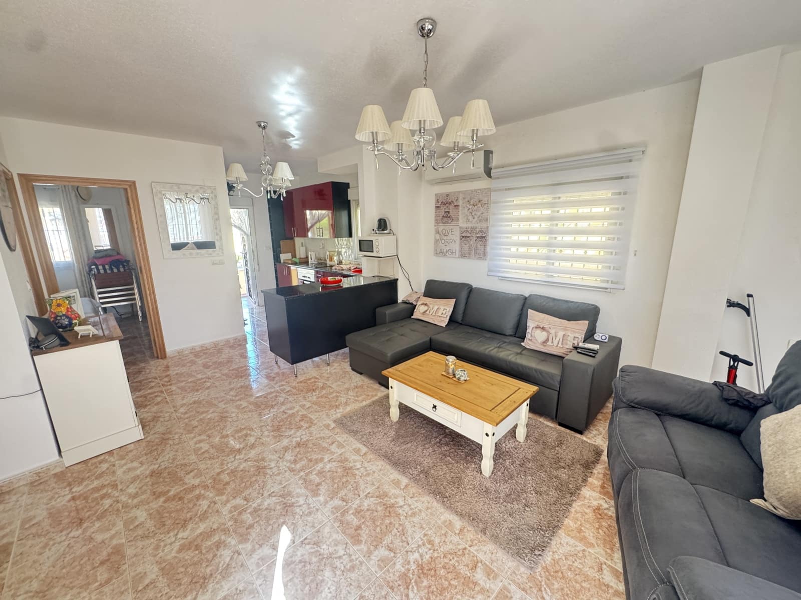 3 bedroom Villa for sale in Villamartin with pool - € 269,995 (Ref: 9013801)