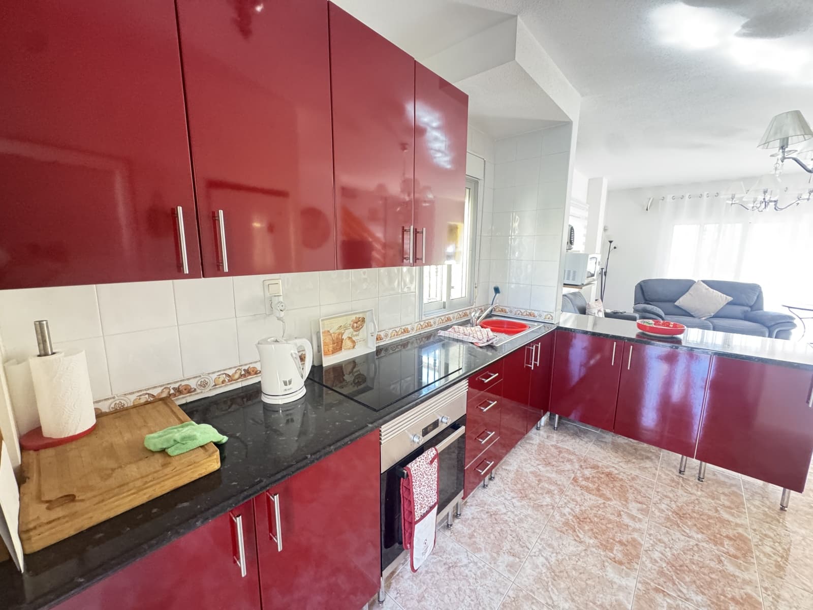 3 bedroom Villa for sale in Villamartin with pool - € 269,995 (Ref: 9013801)