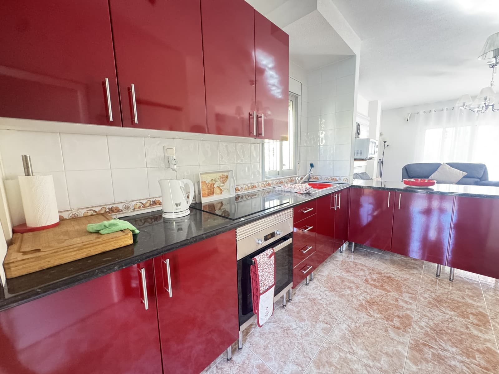 3 bedroom Villa for sale in Villamartin with pool - € 269,995 (Ref: 9013801)