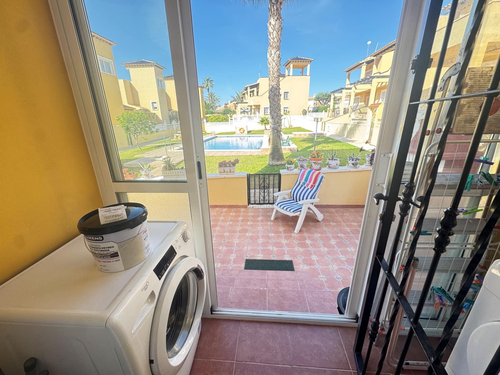 3 bedroom Villa for sale in Villamartin with pool - € 269,995 (Ref: 9013801)