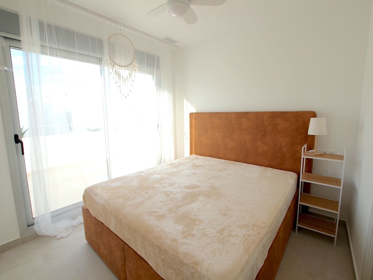 3 bedroom Villa for sale in La Marina with pool - € 345,000 (Ref: 9013806)