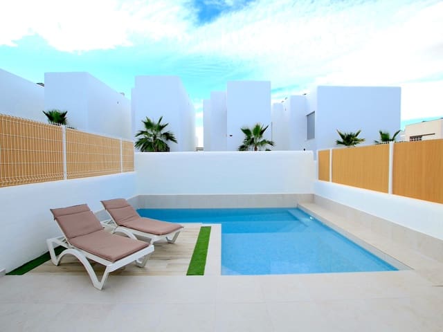 3 sypialnia Willa na sprzedaż w La Marina, Elche / Elx z basenem - 339 000 € (Ref: 9013806)