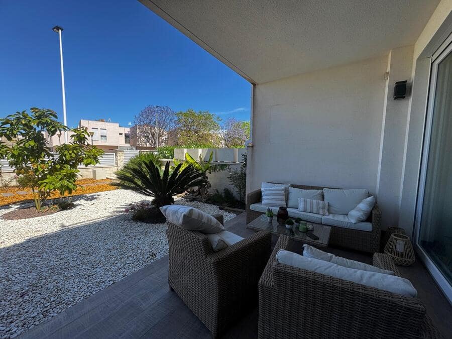 3 bedroom Apartment for sale in Torrevieja - € 315,000 (Ref: 9015905)