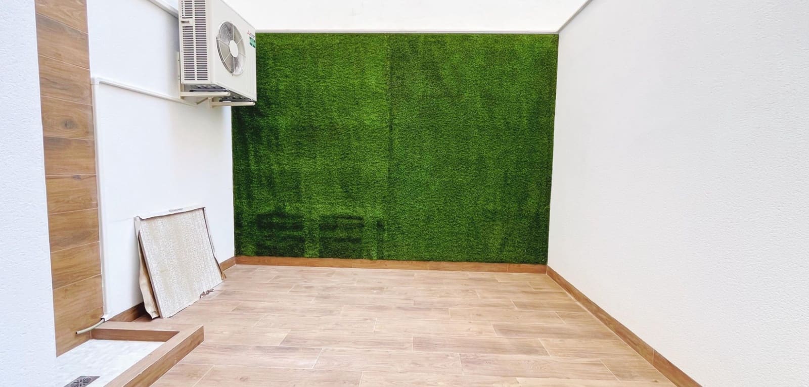 Apartamento de 2 habitaciones en Torrevieja en venta - 260.000 € (Ref: 9026768)