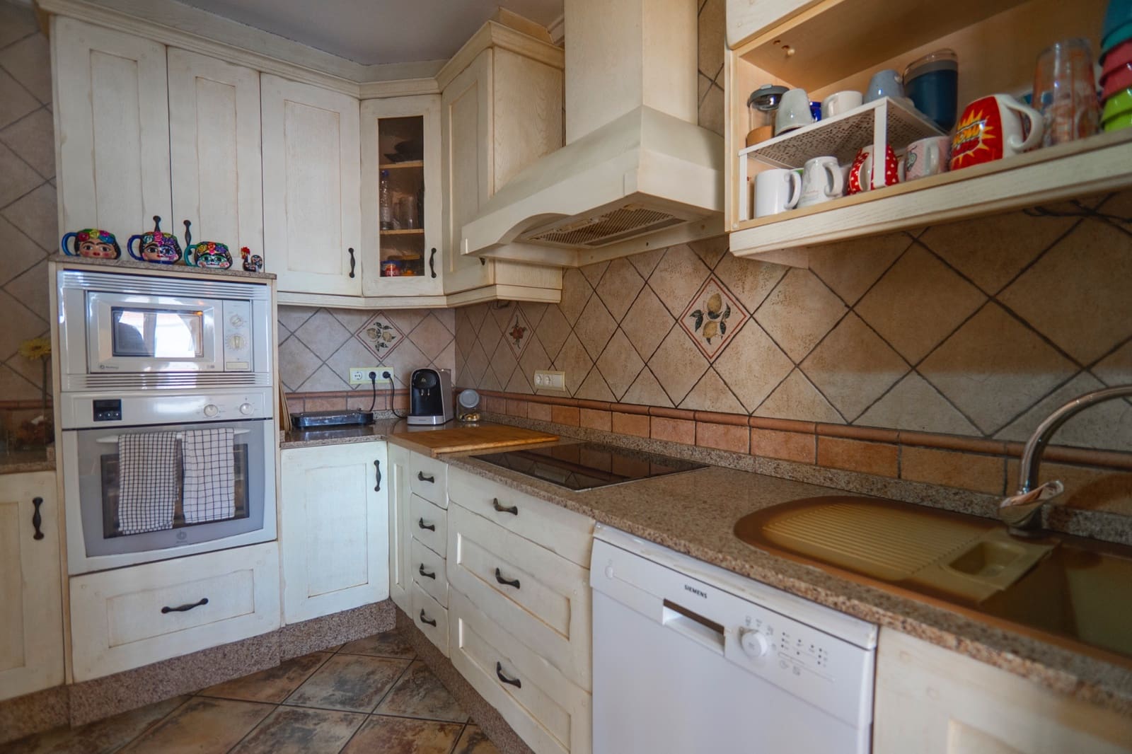 4 sypialnia Willa na sprzedaż w Ciudad Quesada z basenem - 419 950 € (Ref: 9035063)