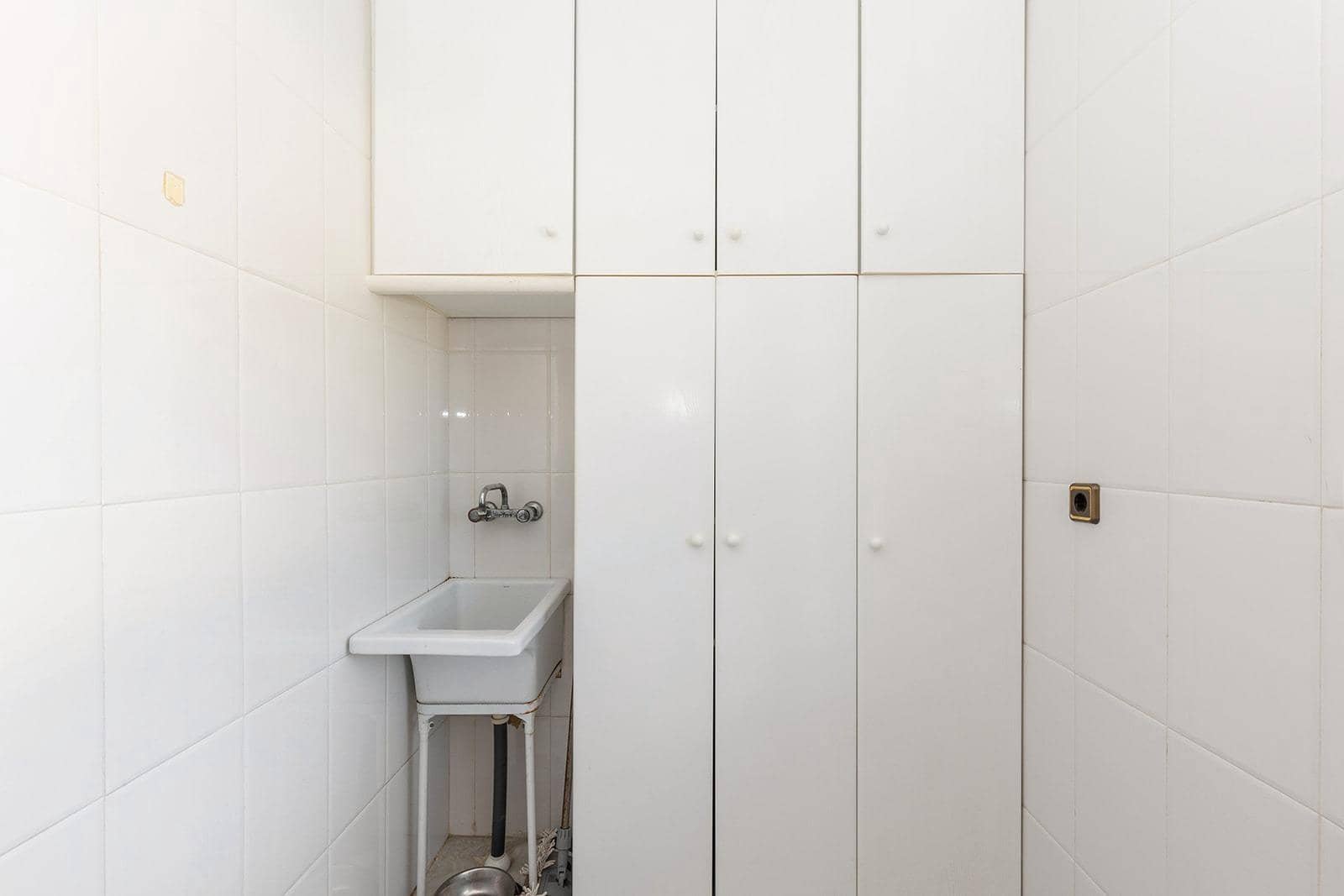 5 sypialnia Willa na sprzedaż w Torrevieja z basenem garażem - 780 000 € (Ref: 9036958)